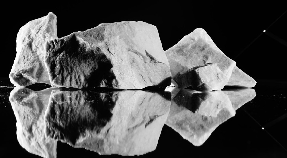 Raw dolomite and quartzite blocks – the base material used in stone composite manufacturing